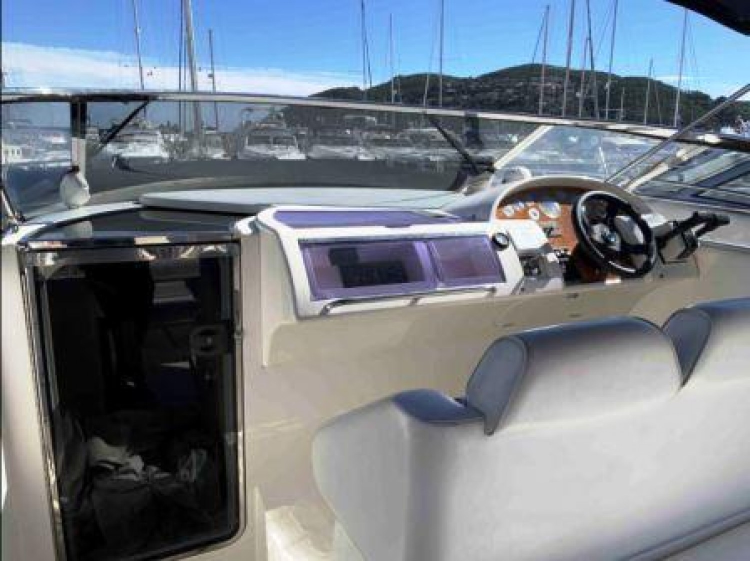 slider 2 Princess  32 Riviera